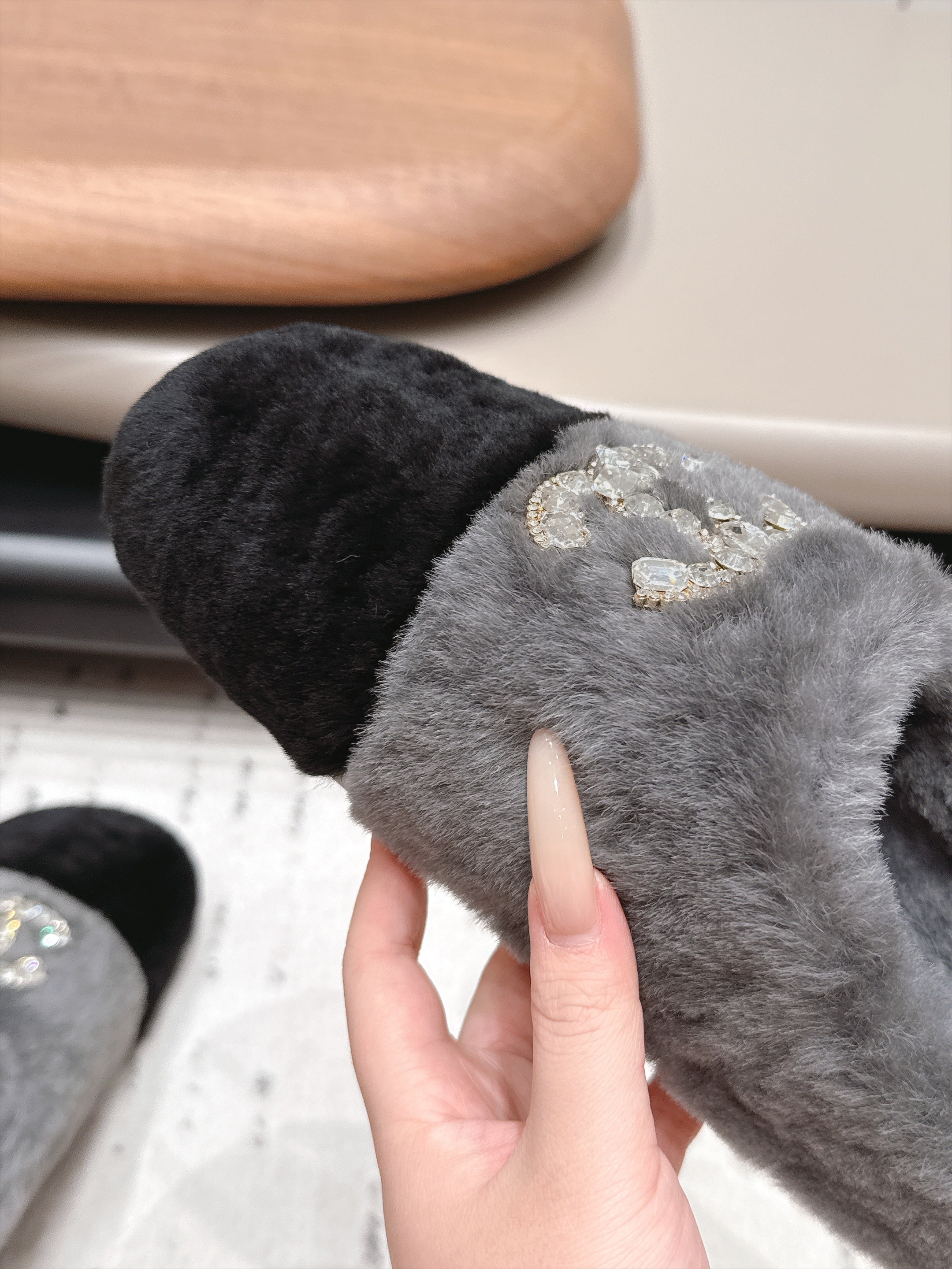 CHANEL 26S MULES IN GREY AND BLACK SHEARLING WITH ROUND TOE