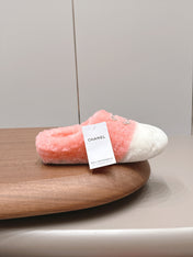 CHANEL 26S MULES IN LIGHT PINK AND WHITE SHEARLING WITH ROUND TOE