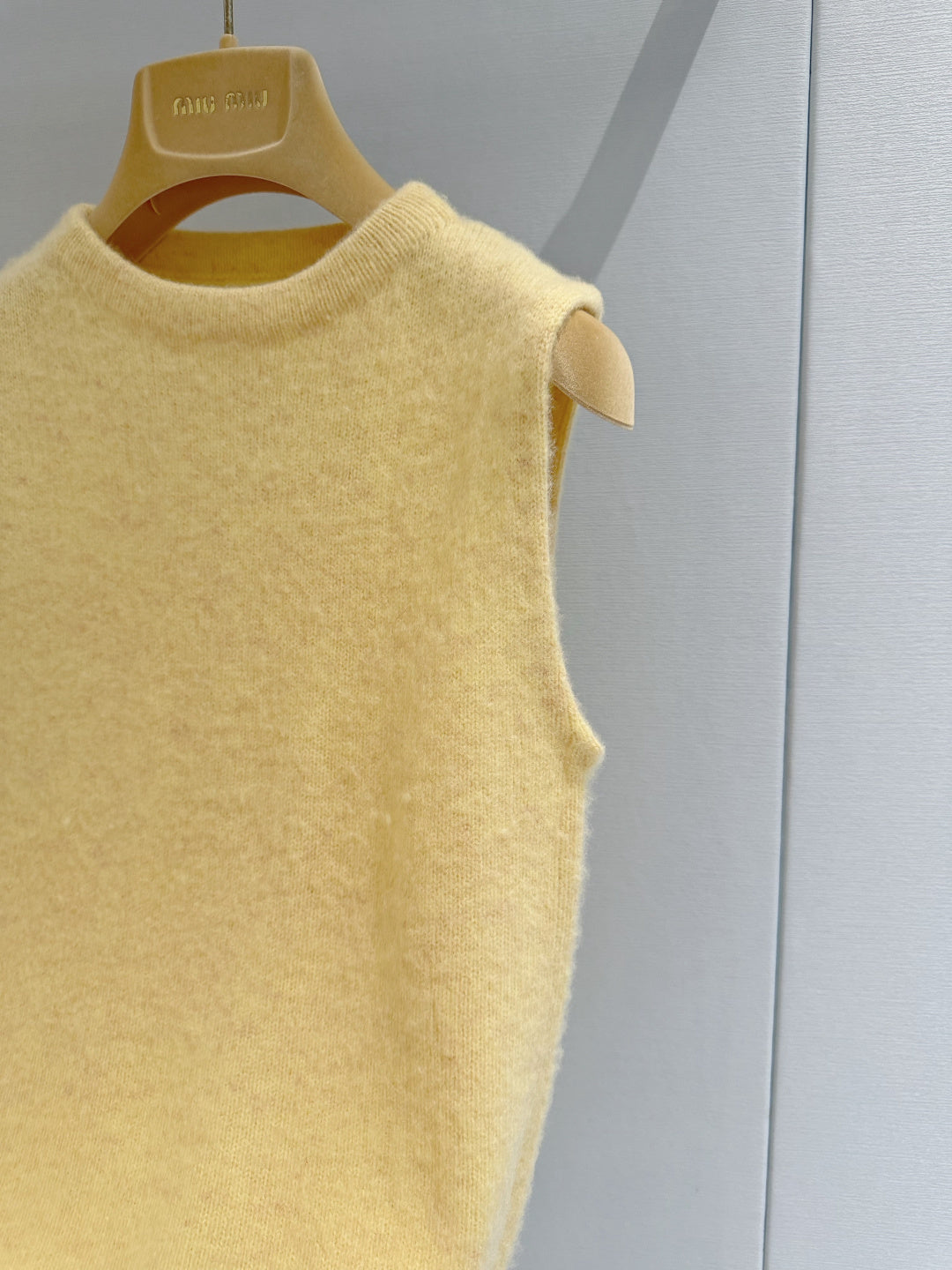 MIUMIU 26S BRUSHED WOOL VEST 1568
