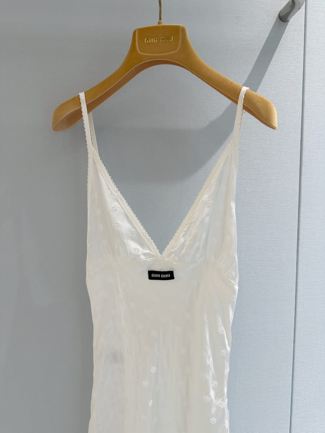 MIUMIU 26S V-NECK SLIP DRESS 1533