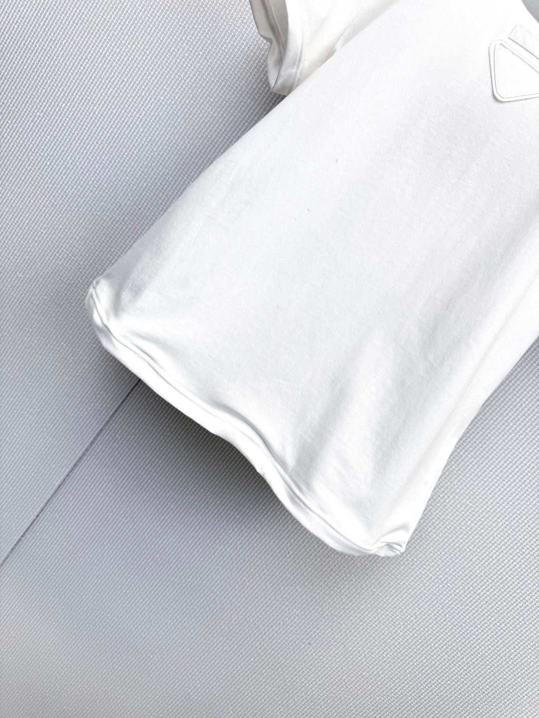PRADA 25S T-SHIRT 443