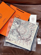 HERMES 26S SCARF 140 IN SILK AND CASHMERE 492395