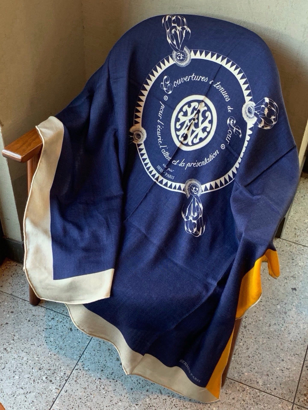 HERMES 26S SCARF 140 IN SILK AND CASHMERE 496038