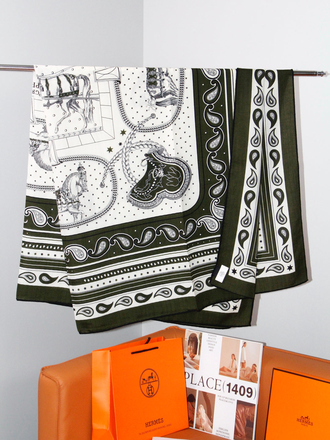 HERMES 26S SCARF 140 IN SILK AND CASHMERE 498482