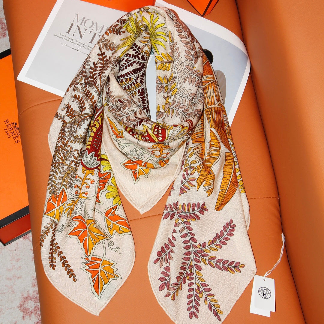 HERMES 26S SCARF 135 IN SILK AND CASHMERE 499968