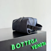 BOTTEGA VENETA 25S TOKYO SMALL WASHBAG 20 IN SHADOW NYLON