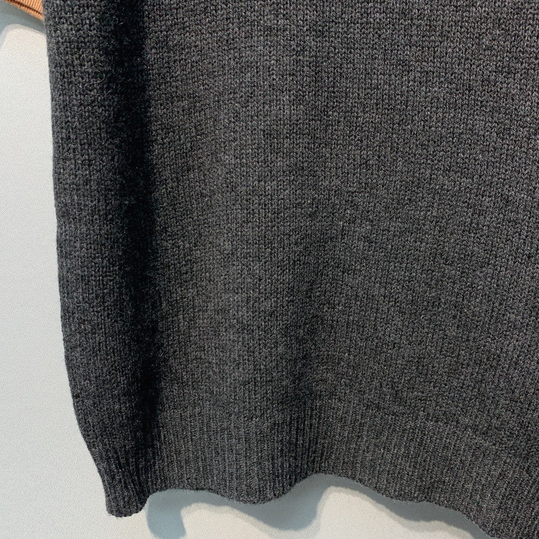 PRADA 26S SHORT SLEEVED KNIT T-SHIRT 726