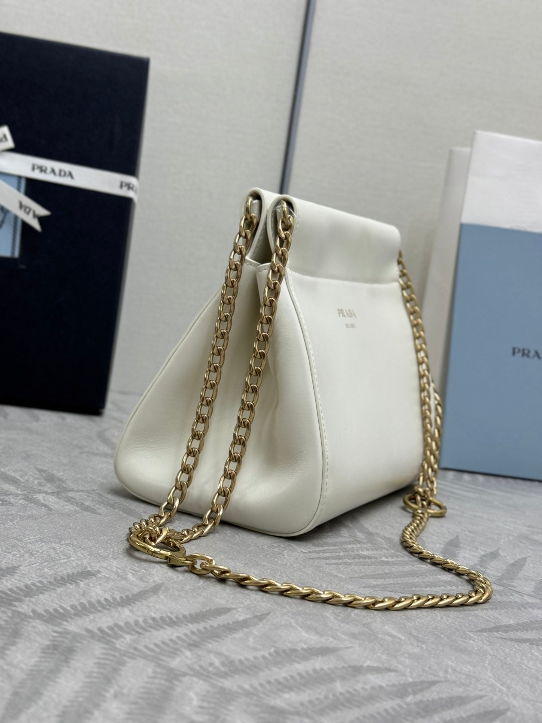 PRADA 25S ENCHAINE MINI BAG 22 IN WHITE CALFSKIN GOLD HARDWRE