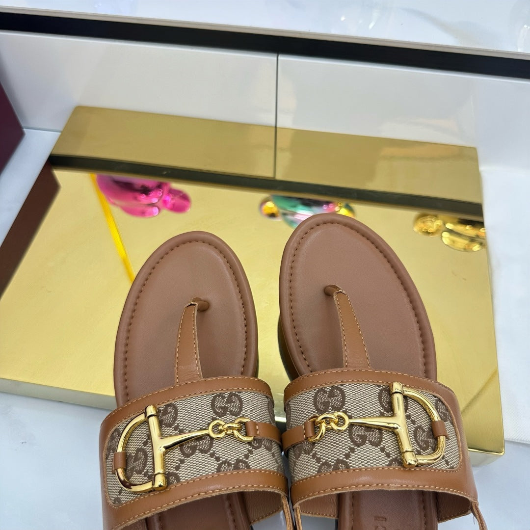 GG FLAT THONG SANDALS WITH ANKLE STRAP IN BROWN LAMBSKIN AND BEIGE FABRIC