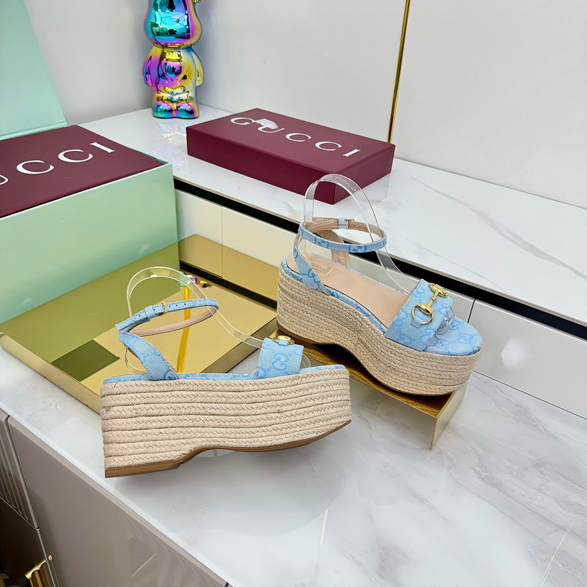 GG HIGH WEDGE SANDALS IN BLUE FABRIC AND RAFFIA WITH GOLD HARDWARE