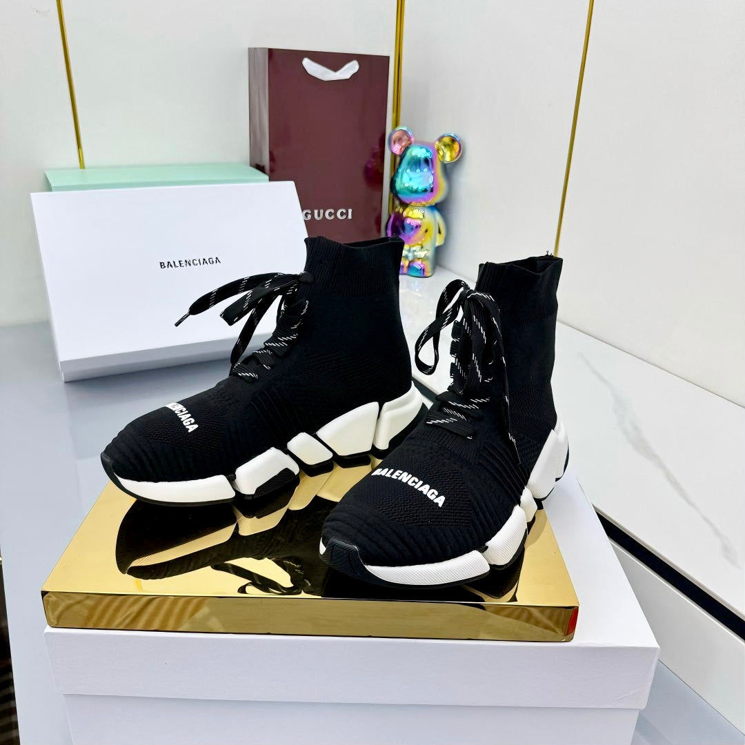 BALENCIAGA 25S SPEED 2.0 LACE-UP SNEAKERS IN BLACK KNITTED STYLE 4