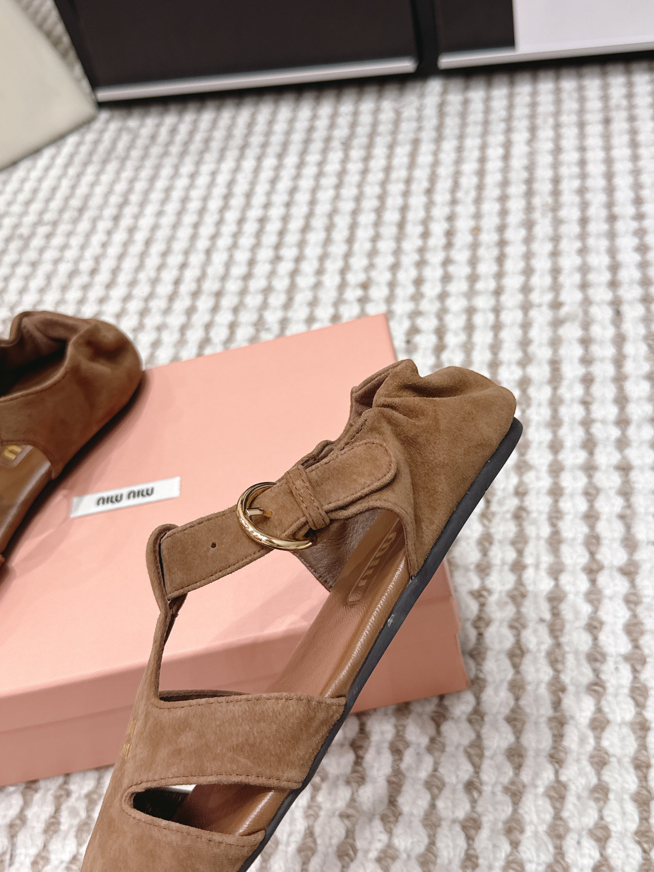 MIUMIU 26S RUCHES FISHERMAN SANDALS IN BROWN SUEDE GOLD HARDWARE