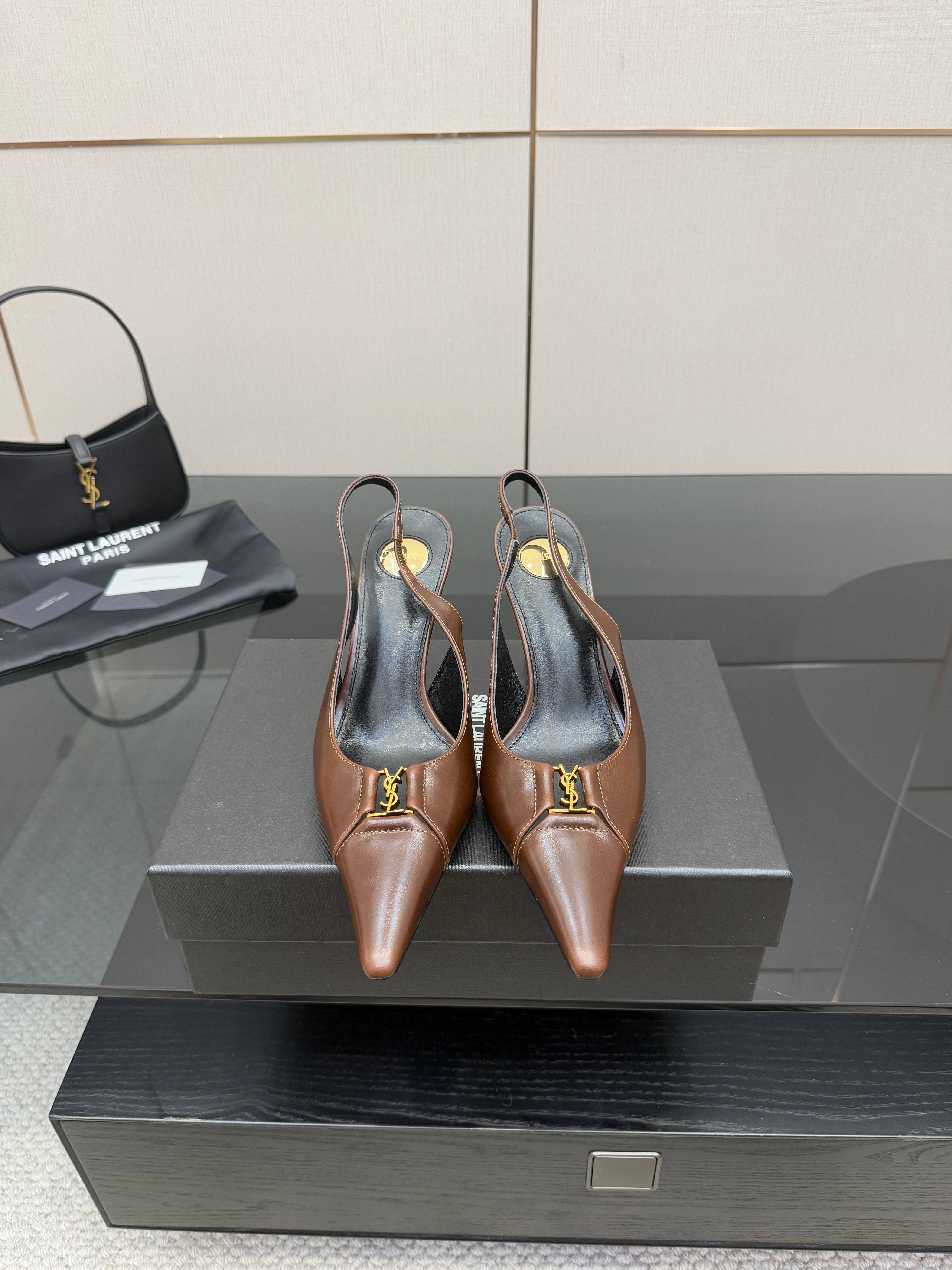 YSL 25S SLINGBACK HIGH HEELS 90 MM IN CHESTNUT BROWN LAMBSKIN WITH GOLD HARDWARE STYLE 12