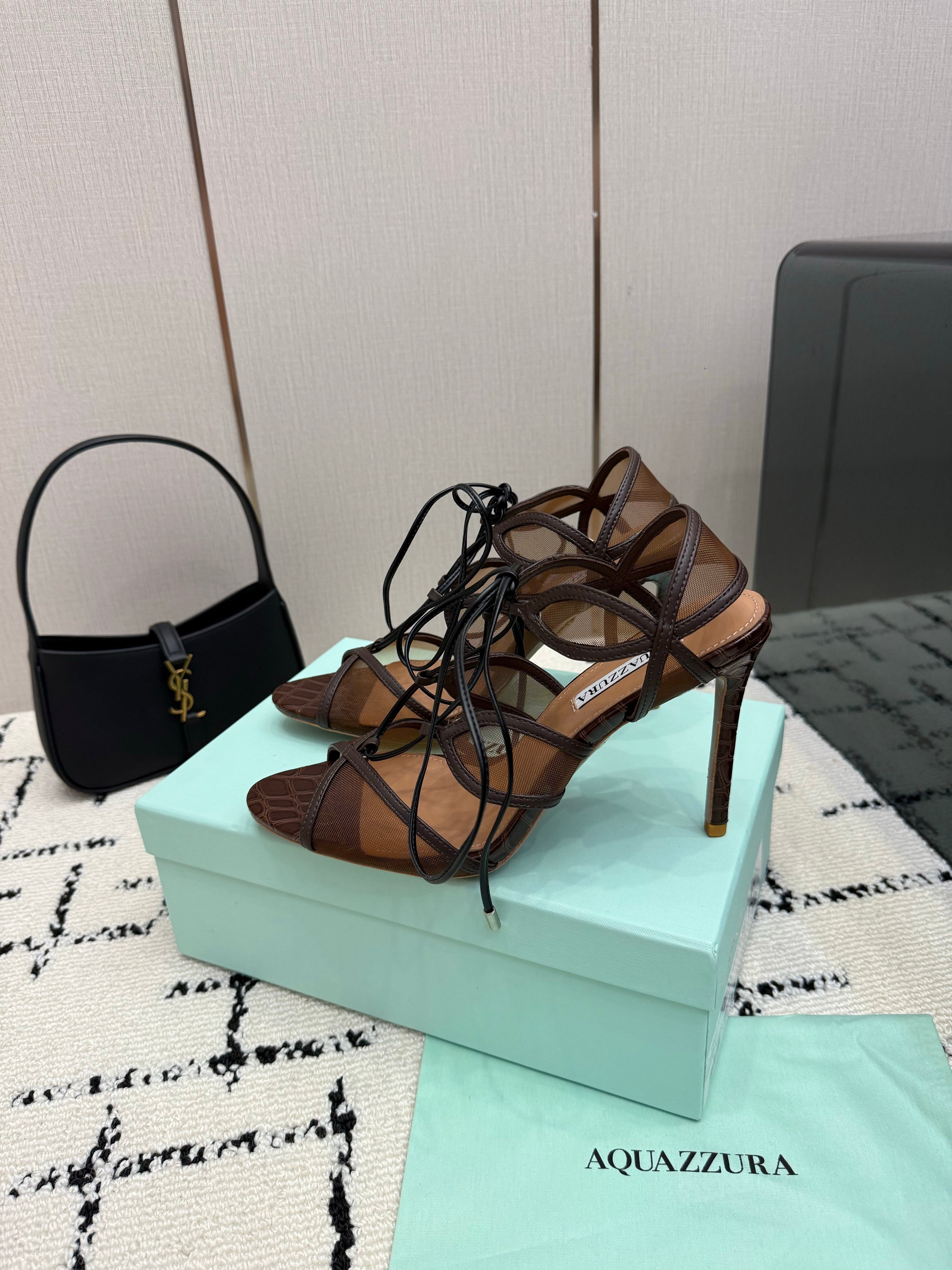 AQUAZZURA 26S SANDALS 100 MM IN CHOCOLATE BROWN CROC-EMBOSSED LEATHER & MESH