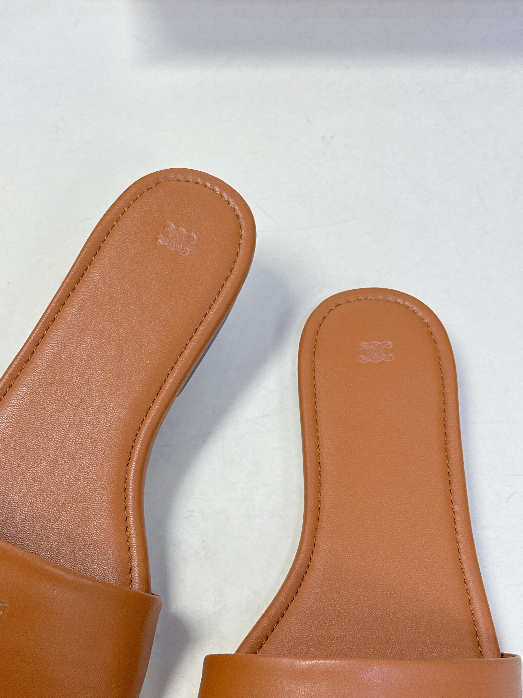 CELINE 26S FLAT SLIDES IN TAN BROWN LAMBSKIN