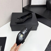 CC BALLET FLATS 25S IN BLACK SATIN WITH BOW