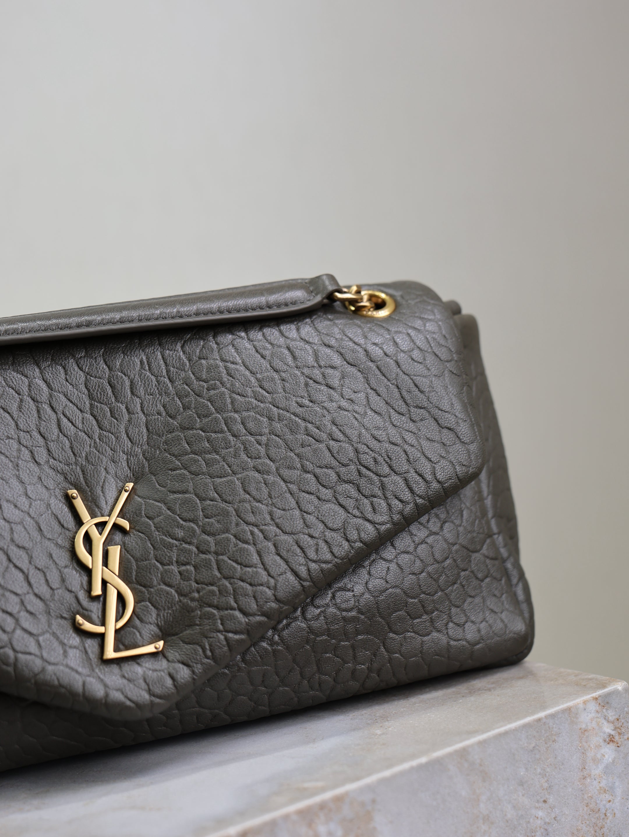 YSL 25S CALYPSO 30 IN DARK OLIVE GRAINED CALFSKIN GOLD HARDWRE