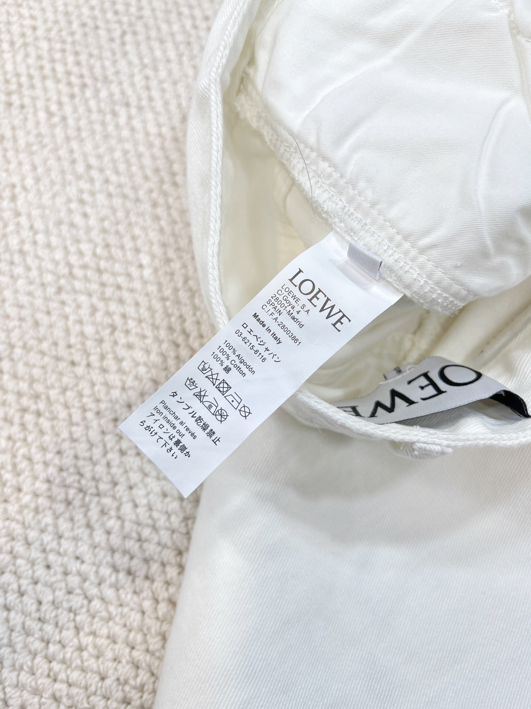LOEWE JEANS STYLE 209