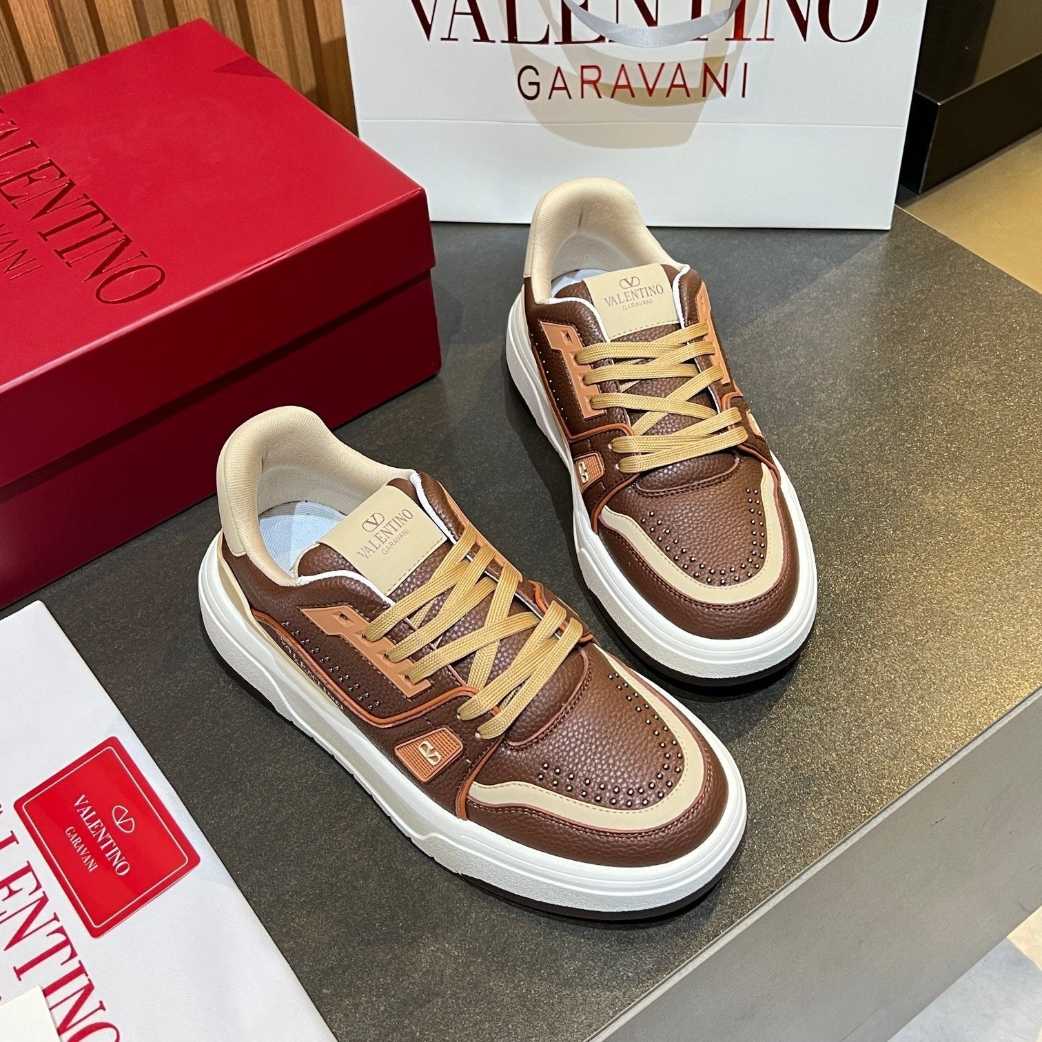 VALENTINO 26S ONESTUD SNEAKERS IN BROWN CALFSKIN