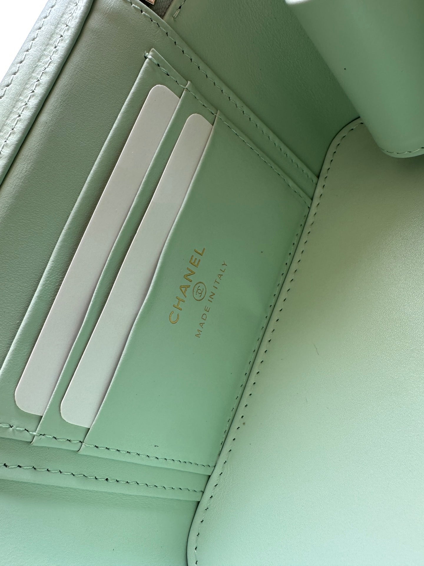 CHANEL 25S VANITY BAG 17 IN MINT GREEN CAVIAR LEATHER