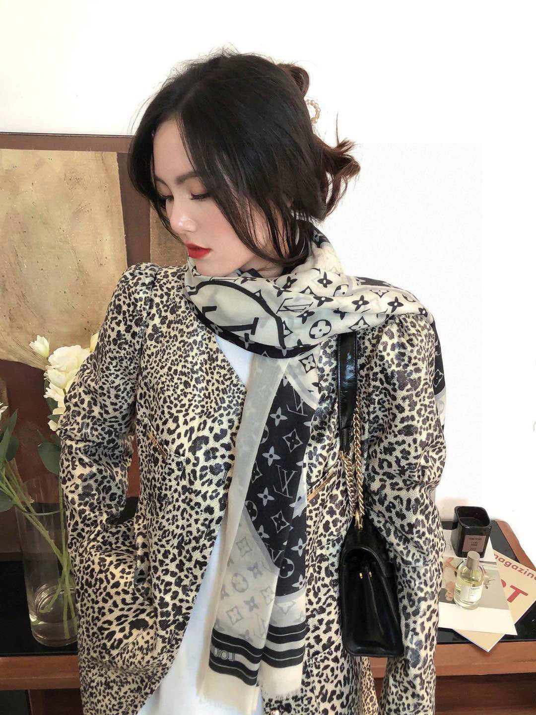 LV SCARF 200 CM IN CASHMERE 732076