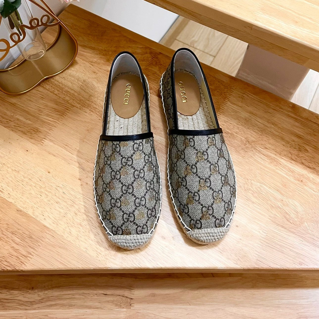 GG  Supreme Flat Shoes Brown Caro