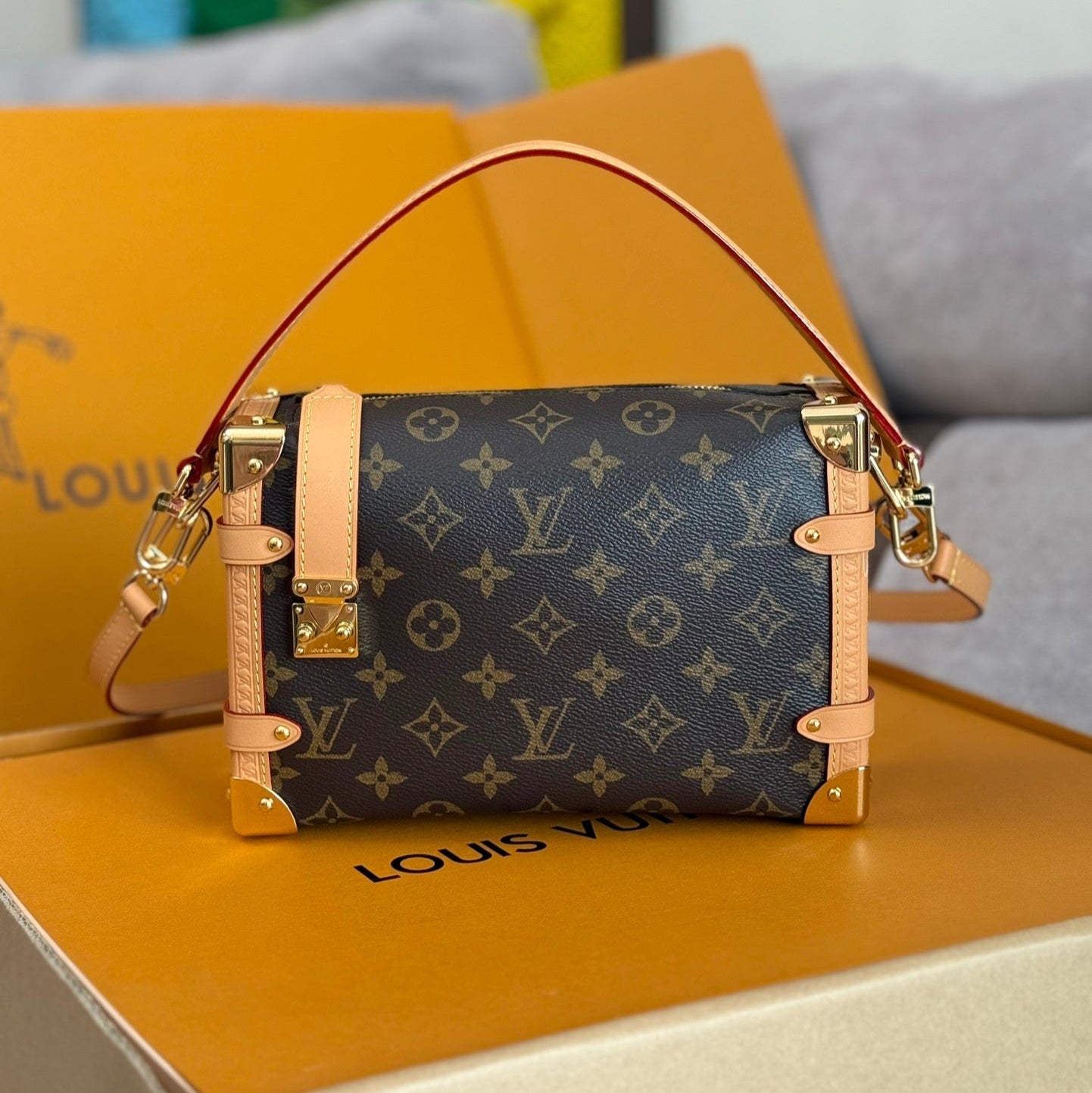 LV 25S SIDE TRUNK 24 IN BROWN MONOGRAM CANVAS LEATHER TRIM GOLD HARDWARE