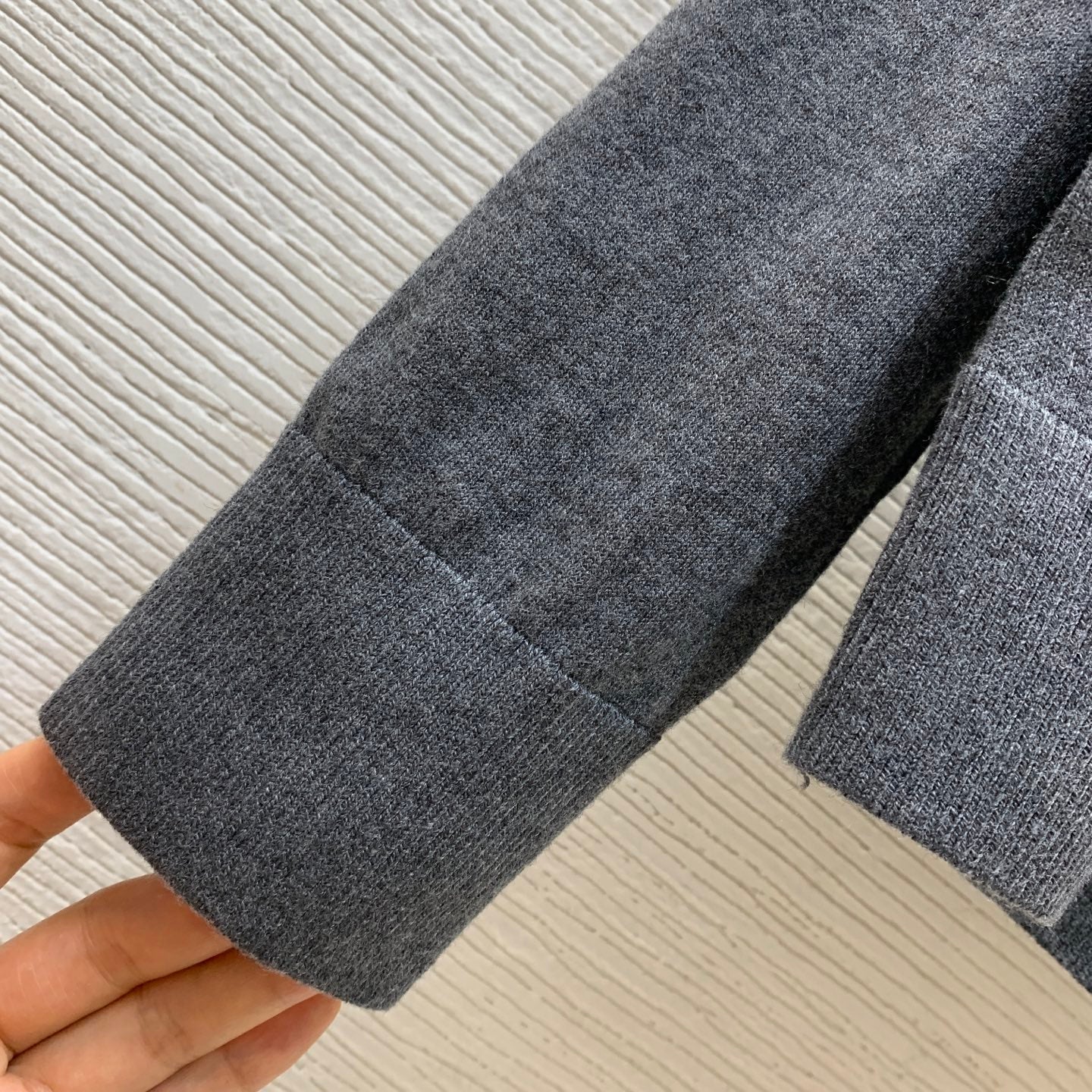 MIUMIU 26S CARDIGAN WITH BOW 1515