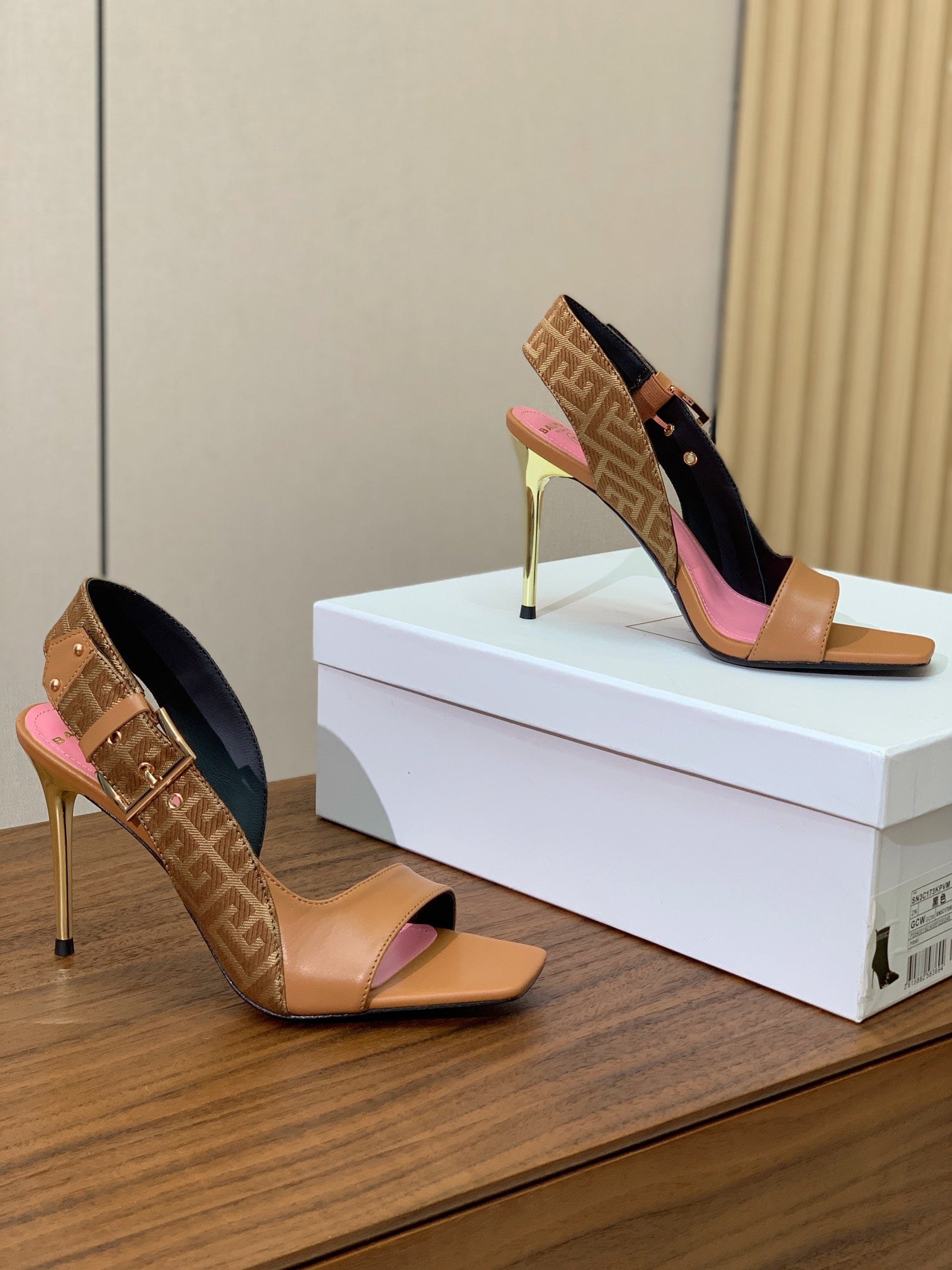 BALMAIN 25S JACQUARD KNIT SLINGBACK PUMPS 95MM IN BROWN AND PINK CALFSKIN