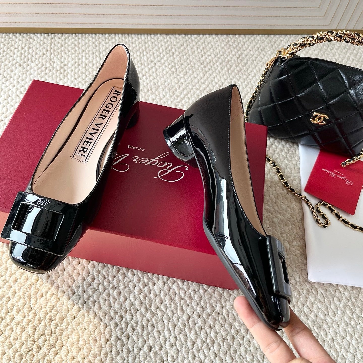 U LOOK BALLERINAS IN BLACK GLOSSY CALFSKIN