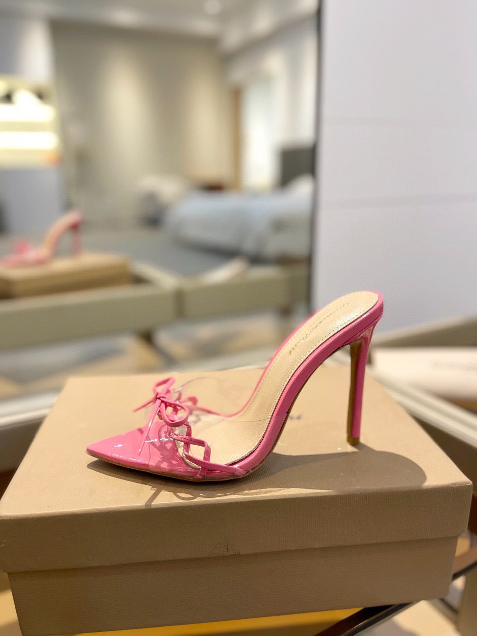 GIANVITO ROSSI 26S HEELED SANDALS 105 MM IN LIGHT PINK PATENT CALFSKIN WITH BOW