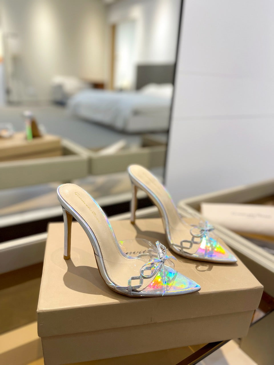 GIANVITO ROSSI 26S HEELED SANDALS 105 MM IN IRIDESCENT SILVER PATENT CALFSKIN WITH BOW