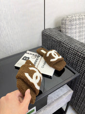 CHANEL 26S SLIDE SANDALS IN BROWN AND WHITE SHEARLING SQUARE TOE