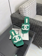 CHANEL 26S SLIDE SANDALS IN GREEN AND WHITE SHEARLING SQUARE TOE