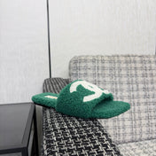CHANEL 26S SLIDE SANDALS IN GREEN AND WHITE SHEARLING SQUARE TOE