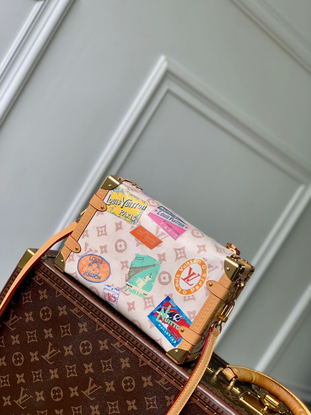 SIDE TRUNK MM 23.5 IN MONOGRAM DUNE CANVAS AND CALFSKIN