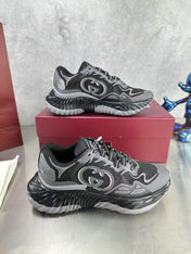GG RIPPLE SNEAKER IN LIGHT GRAY MIX BLACK LAMBSKIN AND FABRIC