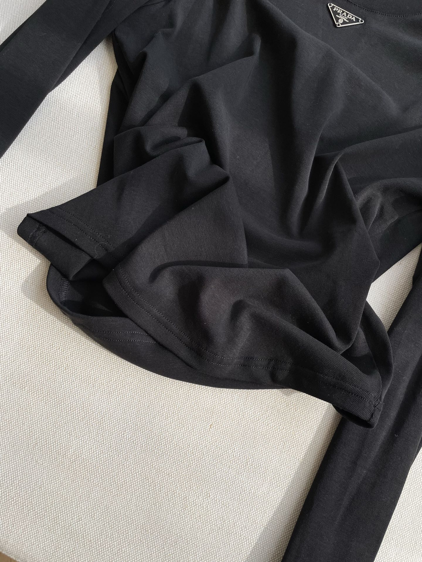 PRADA 25S LONG-SLEEVE T-SHIRT 542