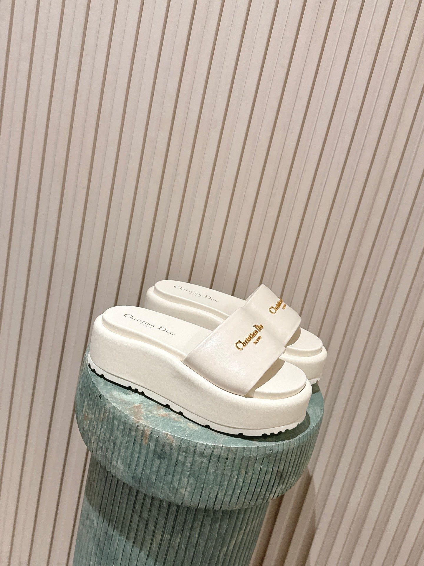 DIOR 26S PLATFORM SLIDE SANDALS 60 MM IN WHITE CALFSKIN