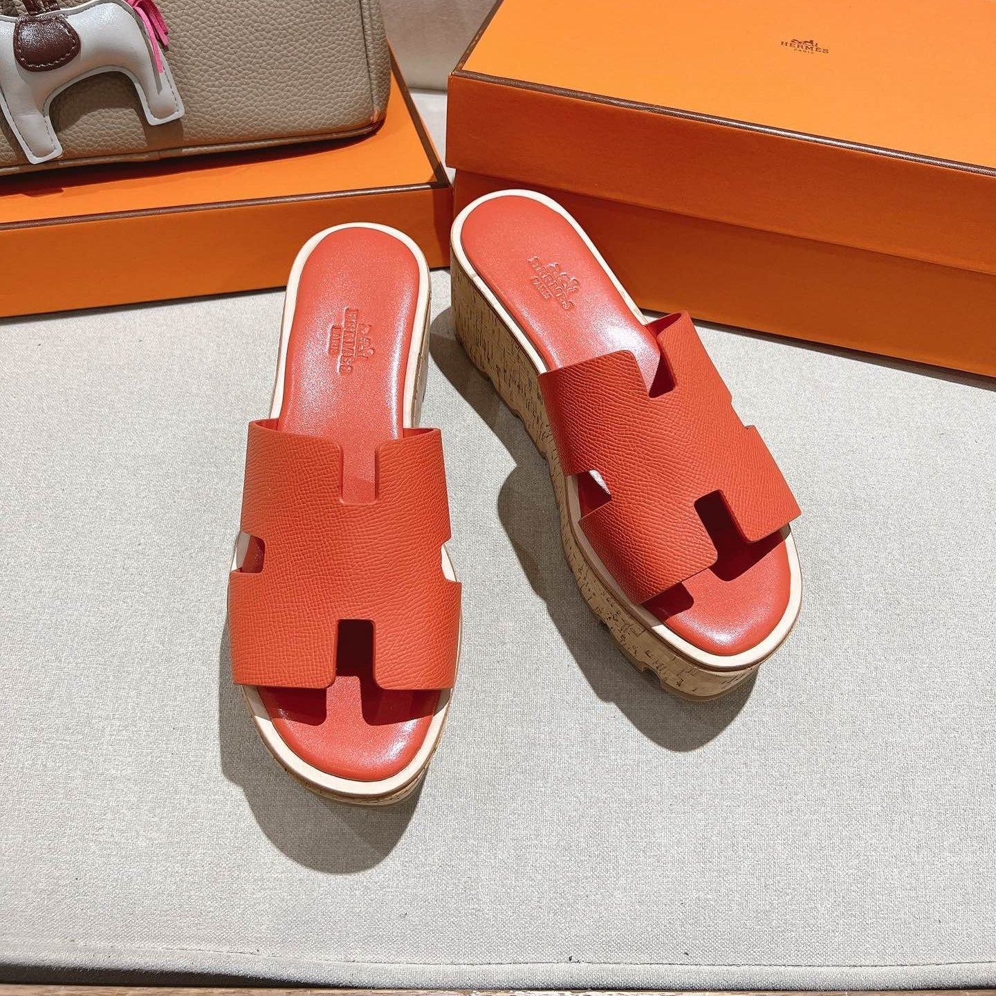 HM 25S HIGH WEDGE SANDALS IN DARK ORANGE LAMBSKIN STYLE 33