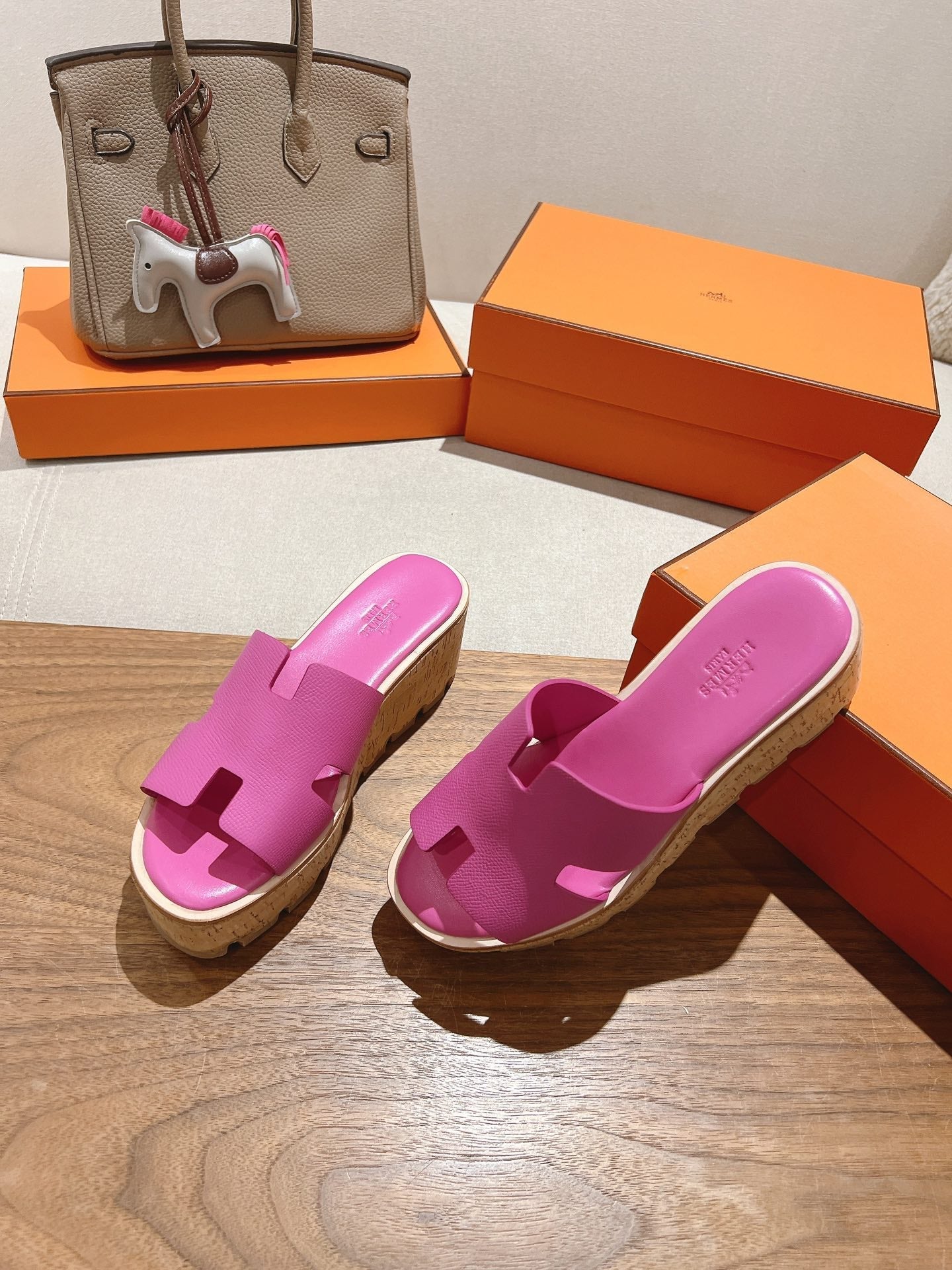 HM 25S HIGH WEDGE SANDALS IN PINK LAMBSKIN STYLE 24