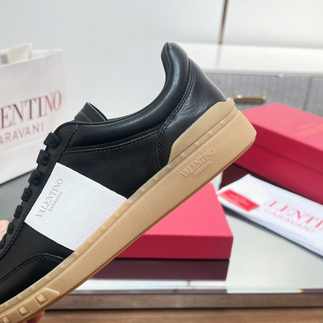 VALENTINO 25S UPVILLAGE SNEAKERS IN BLACK MIX WHITE LAMBSKIN STYLE 1