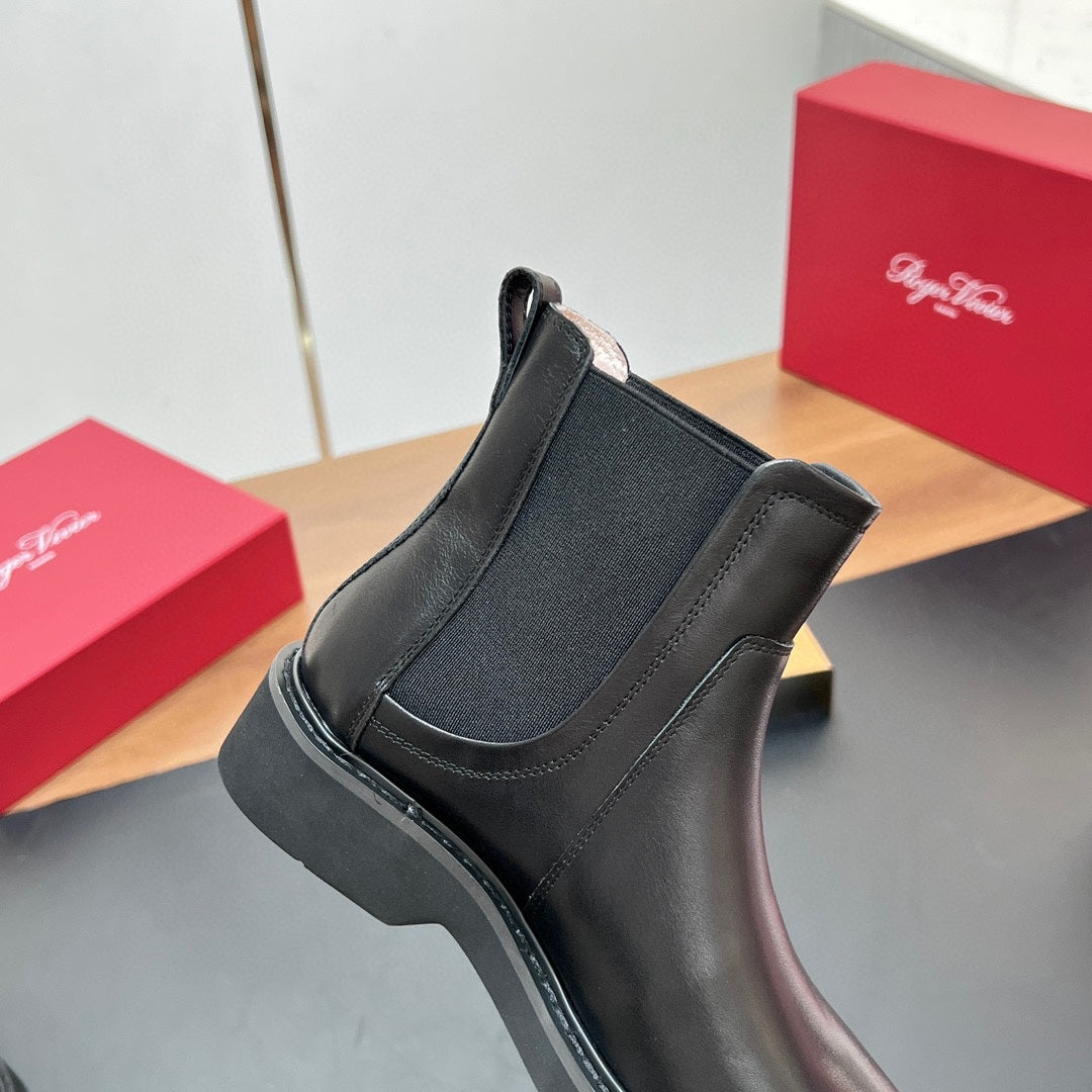 RANGERS CHELSEA BOOTS IN BLACK SMOOTH CALFSKIN GOLD BUCKLE