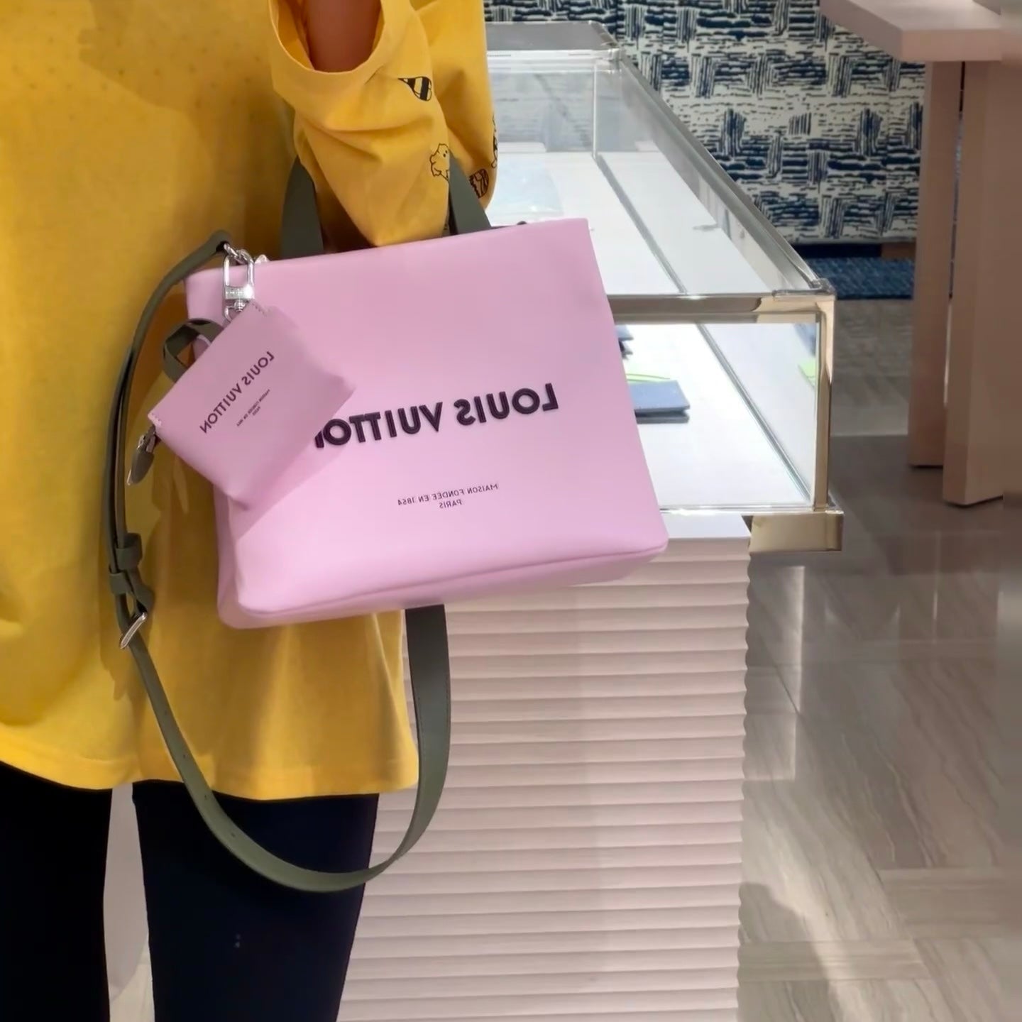 LV 25S MINI SHOPPER BAG CHARM IN PINK CALFSKIN