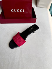 GUCCI 26S SLIDE SANDALS 55 MM IN DARK RED VELVET