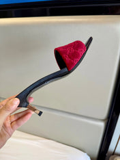 GUCCI 26S SLIDE SANDALS 55 MM IN DARK RED VELVET