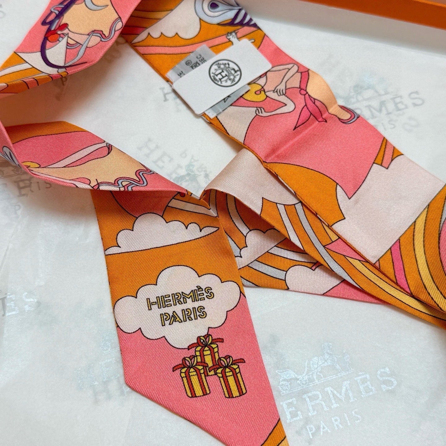 HERMES 26S TWILLY SCARF 86 IN SILK 496169