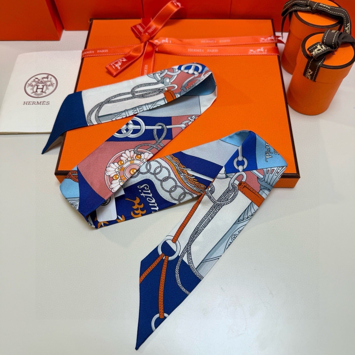 HERMES 26S TWILLY SCARF 86 IN SILK 496173