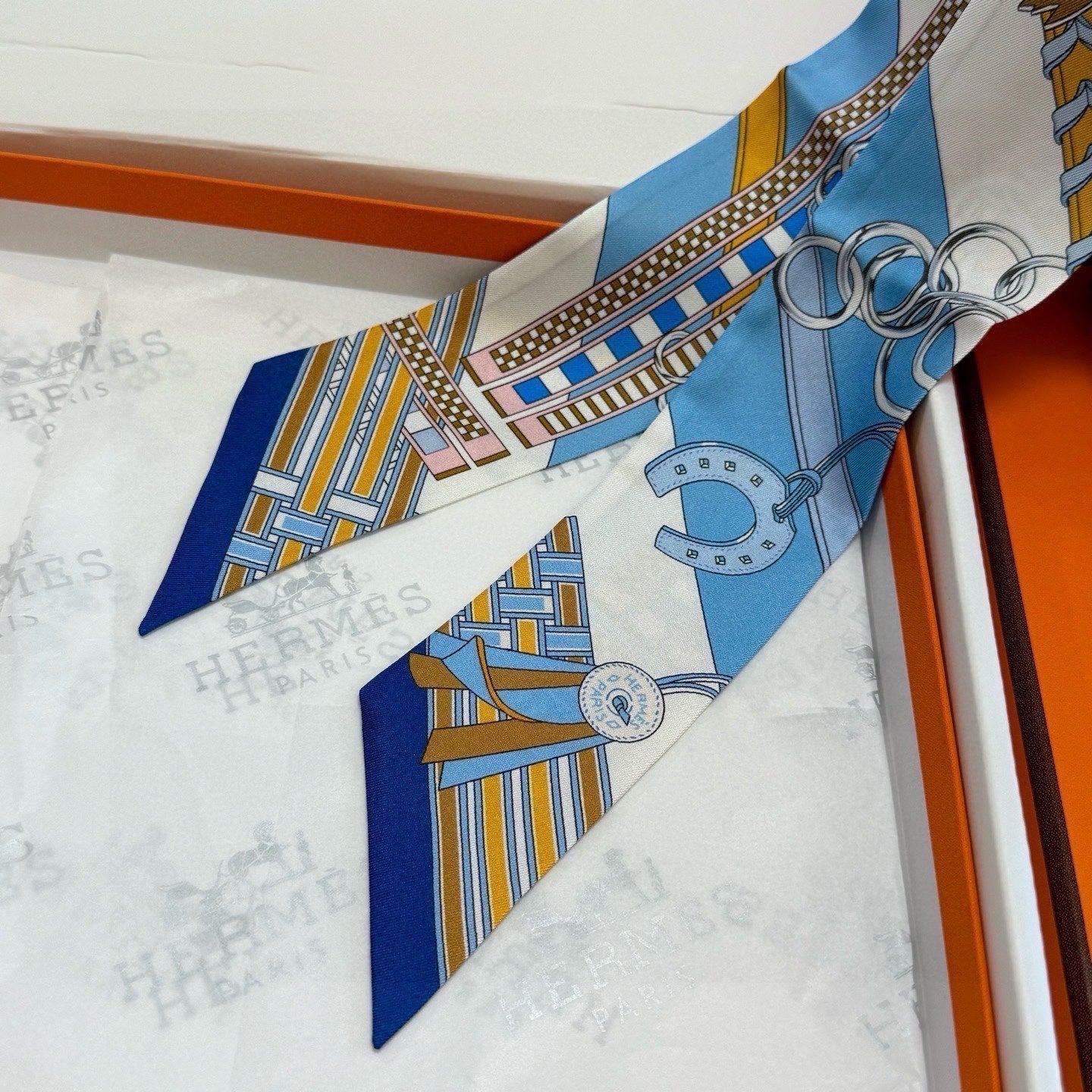HERMES 26S TWILLY SCARF 86 IN SILK 498656