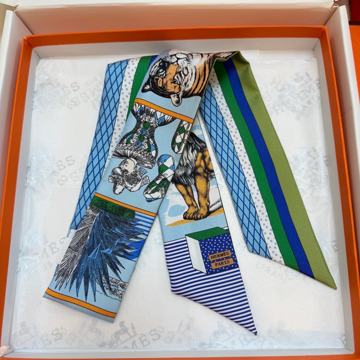HERMES 26S TWILLY SCARF 86 IN SILK 492614